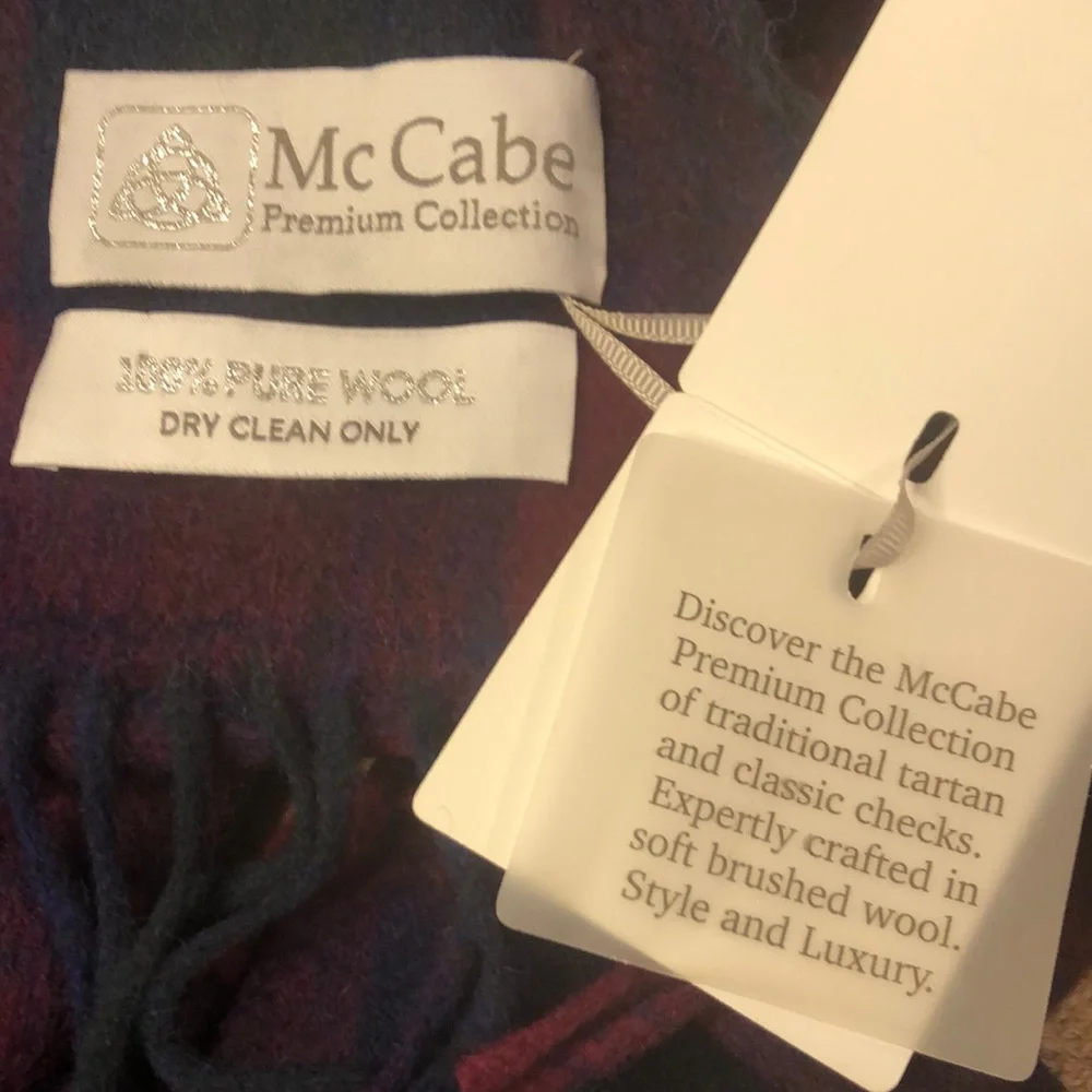 McCABE unisex wool scarf